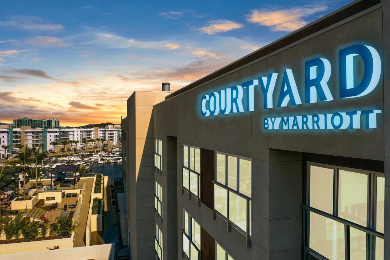 Hotel Courtyard By Marriott Marina Del Rey 3*