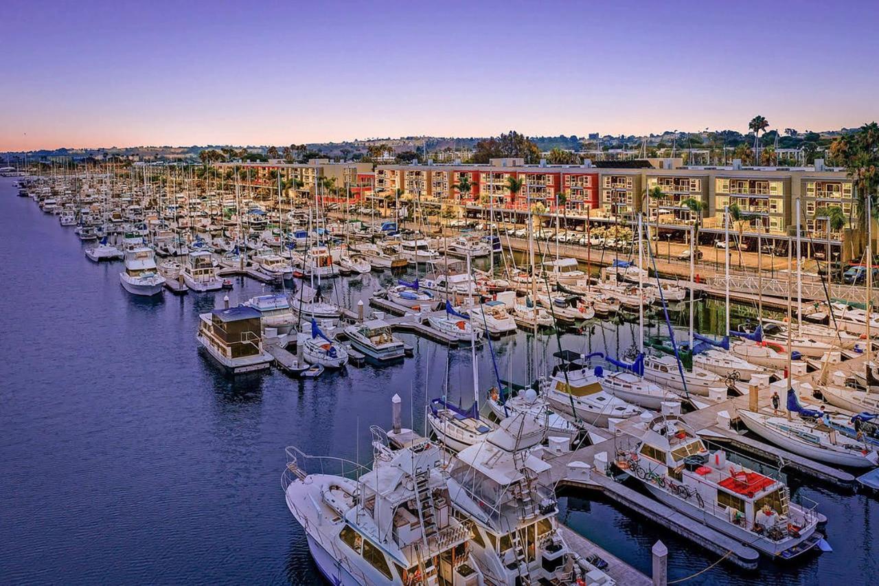Hotel Courtyard By Marriott Marina Del Rey 3*