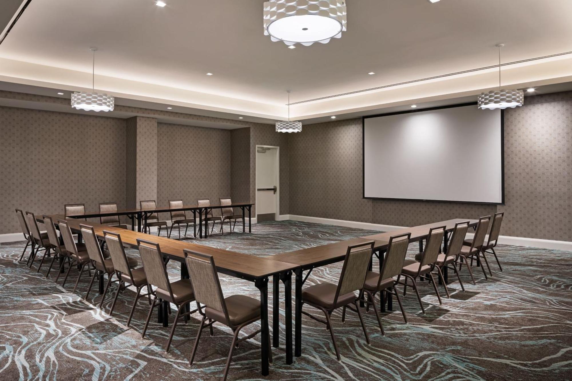 Courtyard By Marriott Marina Del Rey Hotel 3*