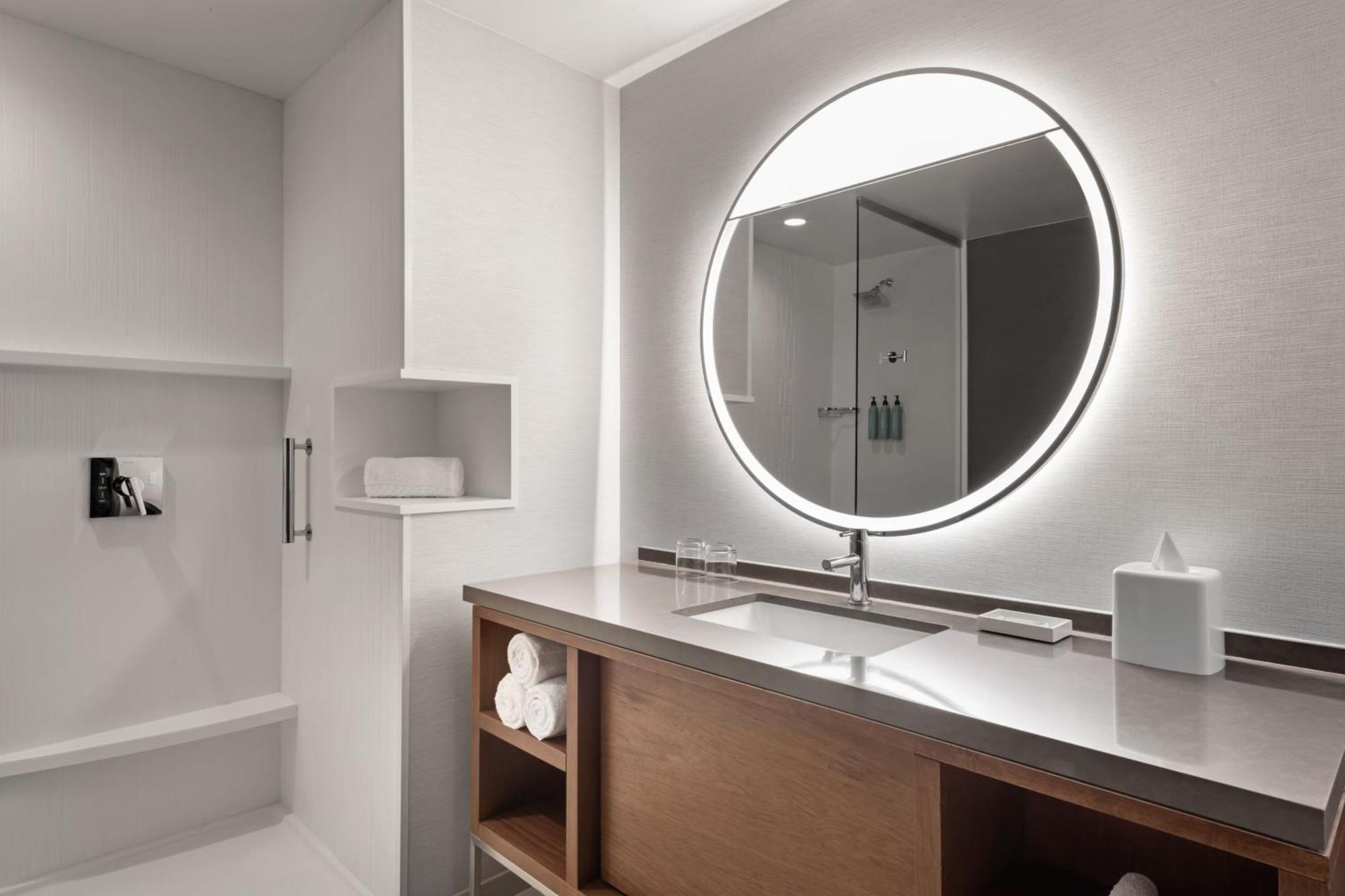 Hotel Courtyard By Marriott Marina Del Rey